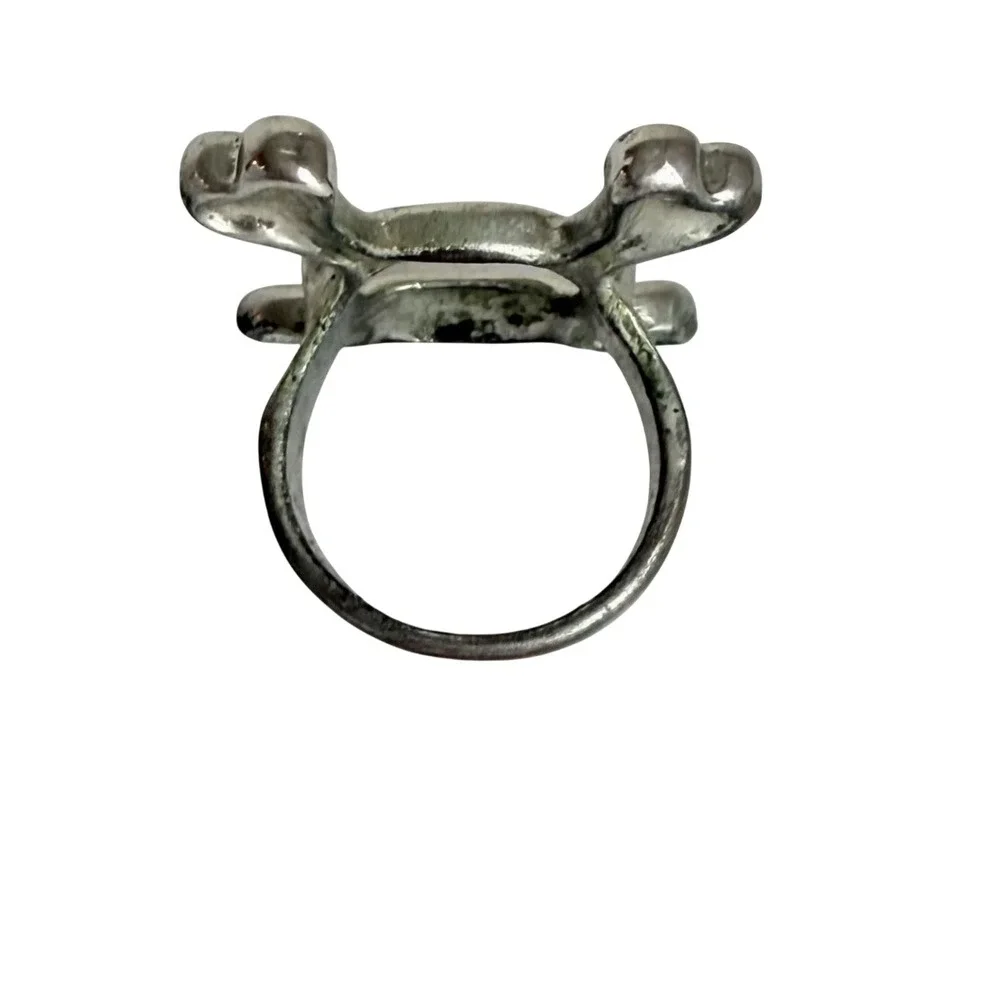 Skull Crossbones Bottle Opener Ring Size 11 Silver Tone Biker Goth Novelty
